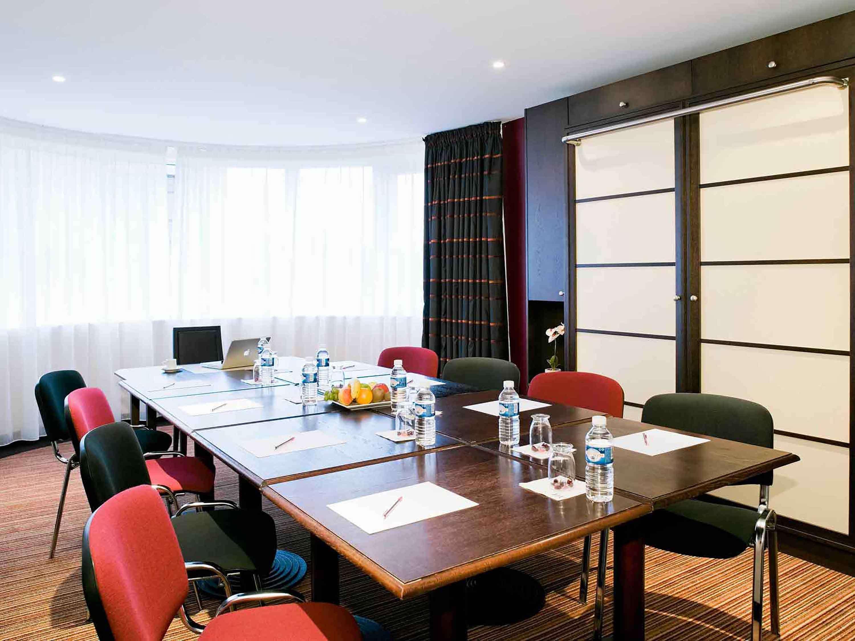 Hotel Mercure Rennes Cesson Exteriér fotografie